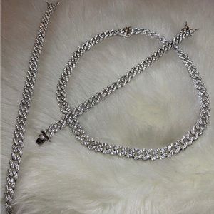 Cuban necklace & ankle bracelet set . Will sale separate also .